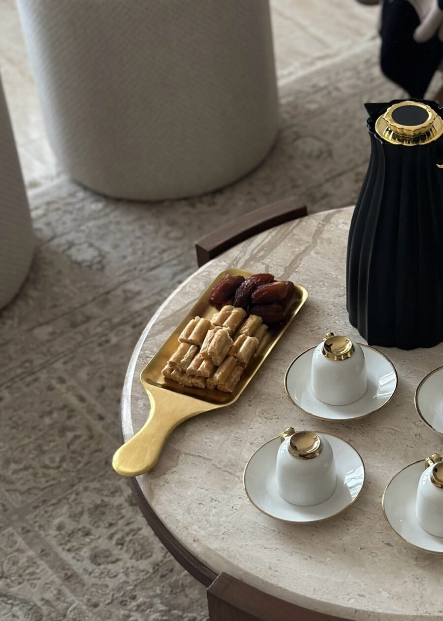 ZARINA Serving tray